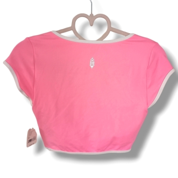 NWT Free People Movement Active Crop Top in Pink Lemonade/White Combo 🩷 XS - Picture 3 of 8